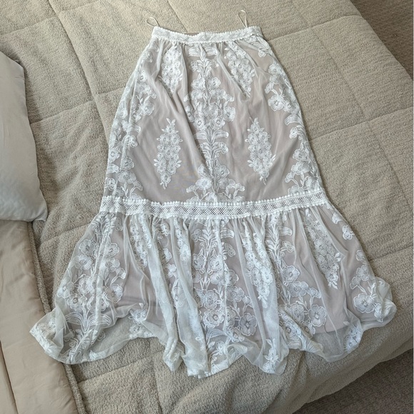 Matching set. Crop top and long skirt combo - Picture 6 of 8